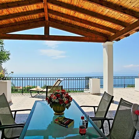 Villa Alexandros Katávolos Extérieur photo